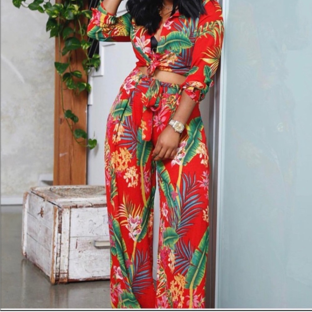 House of chic wide leg pants